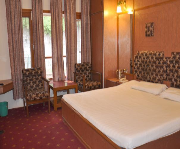 Hotel Rajdoot Šimla Exteriér fotografie